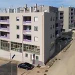 Fiorea - Center With Private Garage Parking * Pula