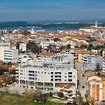 Apartment Fiorea - Center With Private Garage Parking *