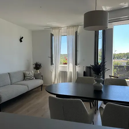 Fiorea Apartment Pula